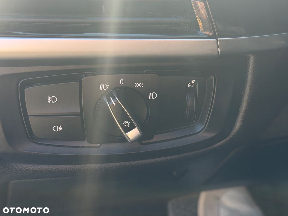 BMW X5 xDrive25d Sport-Aut - 14