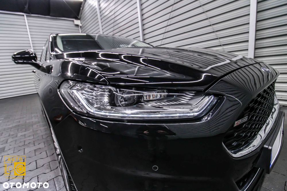 Ford Mondeo 2.0 TDCi ST-Line 4WD PowerShift - 32