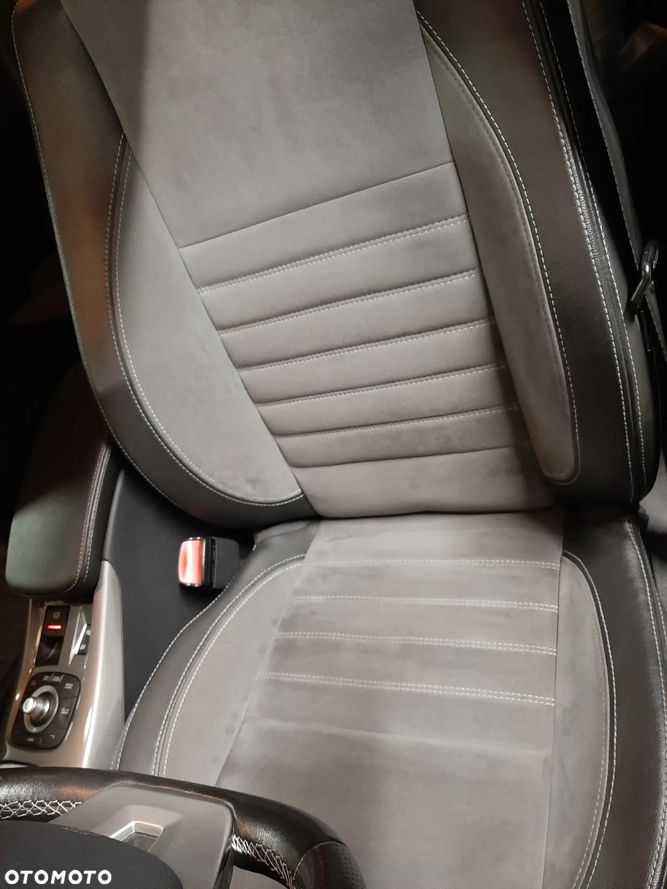 Renault Laguna Grandtour dCi 180 FAP GT - 9