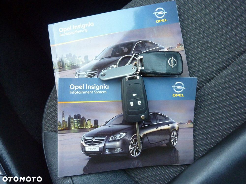 Opel Insignia - 18
