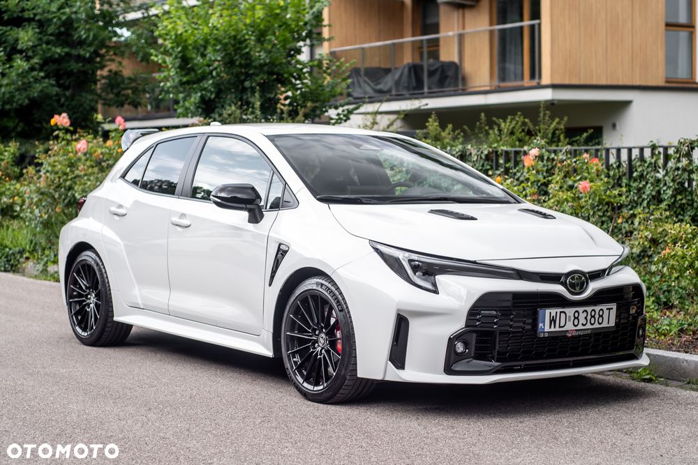 Toyota Corolla 1.6 GR Sport - 1