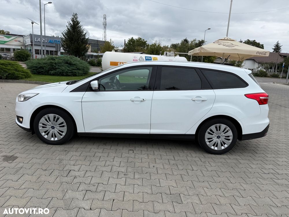 Ford Focus 1.5 EcoBlue Active Business - 6