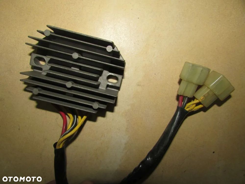 CAGIVA CANYON 600 500 REGULATOR NAPIĘCIA - 1