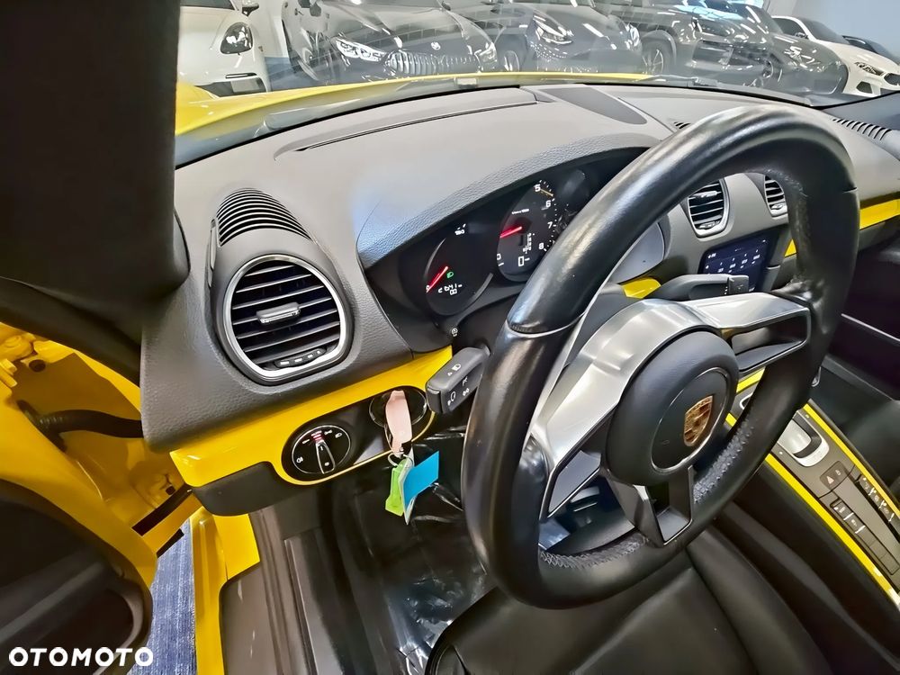Porsche Cayman - 7