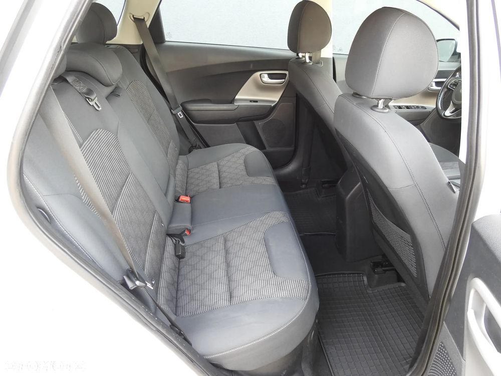Kia Niro 1.6 GDI Hybrid L - 11