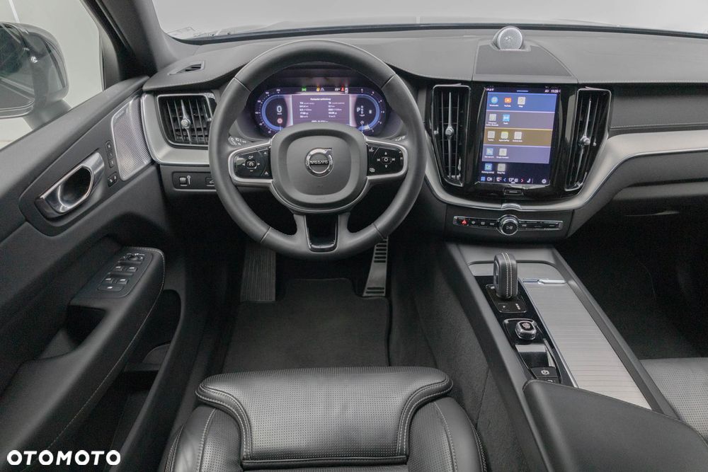 Volvo XC 60 B4 D AWD Ultimate Dark - 26