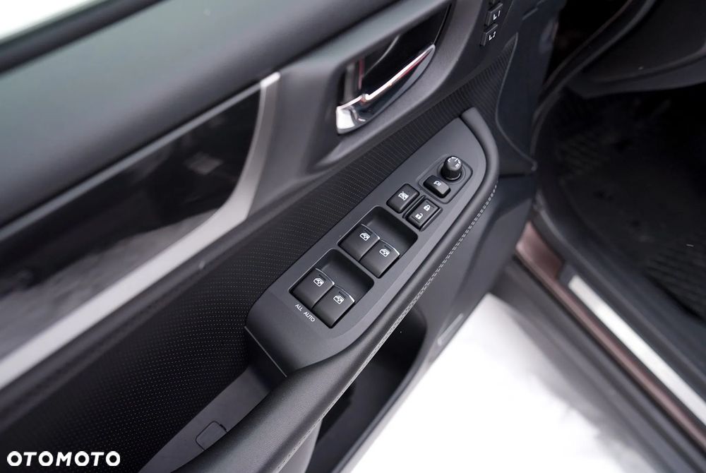 Subaru Outback 2.5i Exclusive (EyeSight) Lineartronic - 24