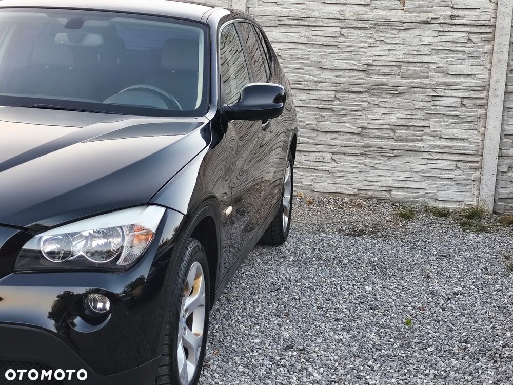 BMW X1 sDrive20d - 20