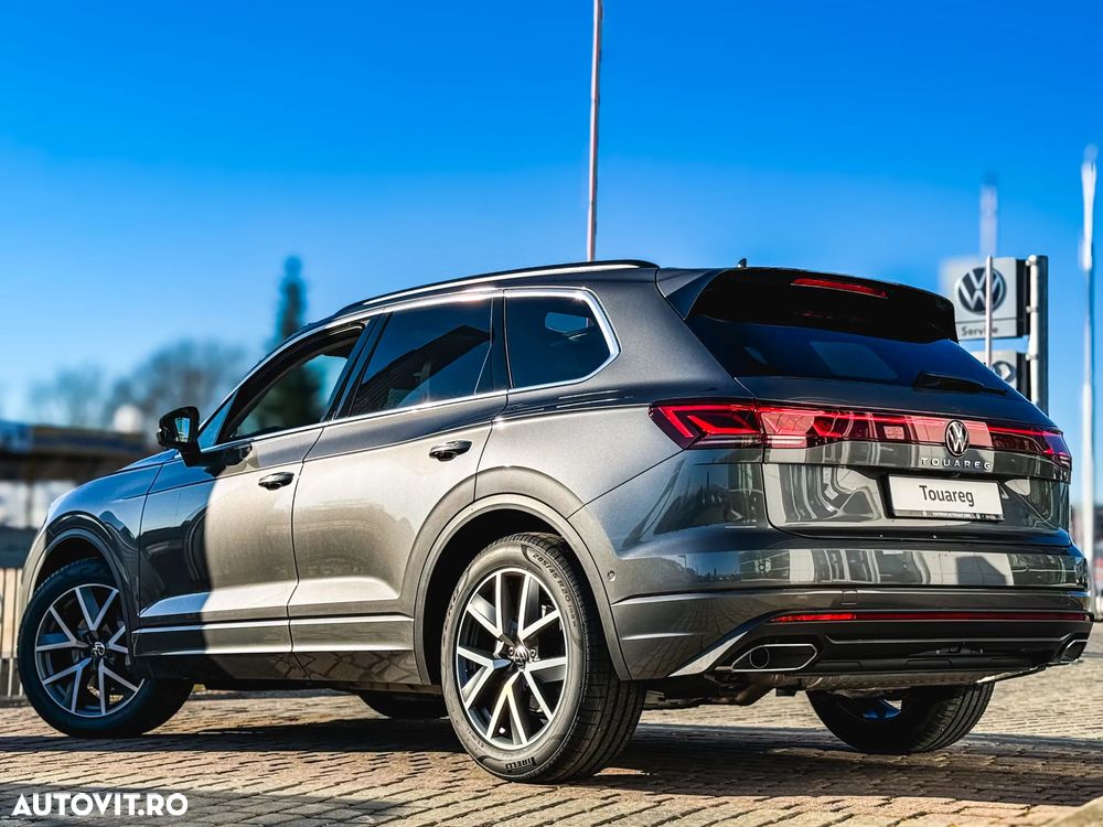 Volkswagen Touareg V6 TDI 4MOTION Elegance - 28