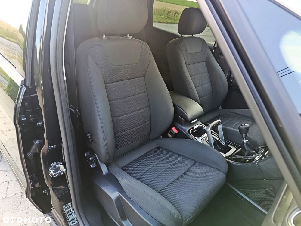 Ford S-Max 2.0 TDCi DPF Titanium X - 26