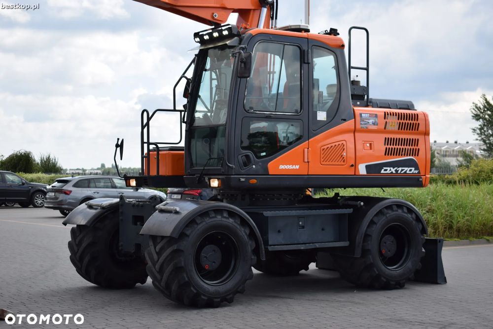 Doosan DX170W-5 - 14