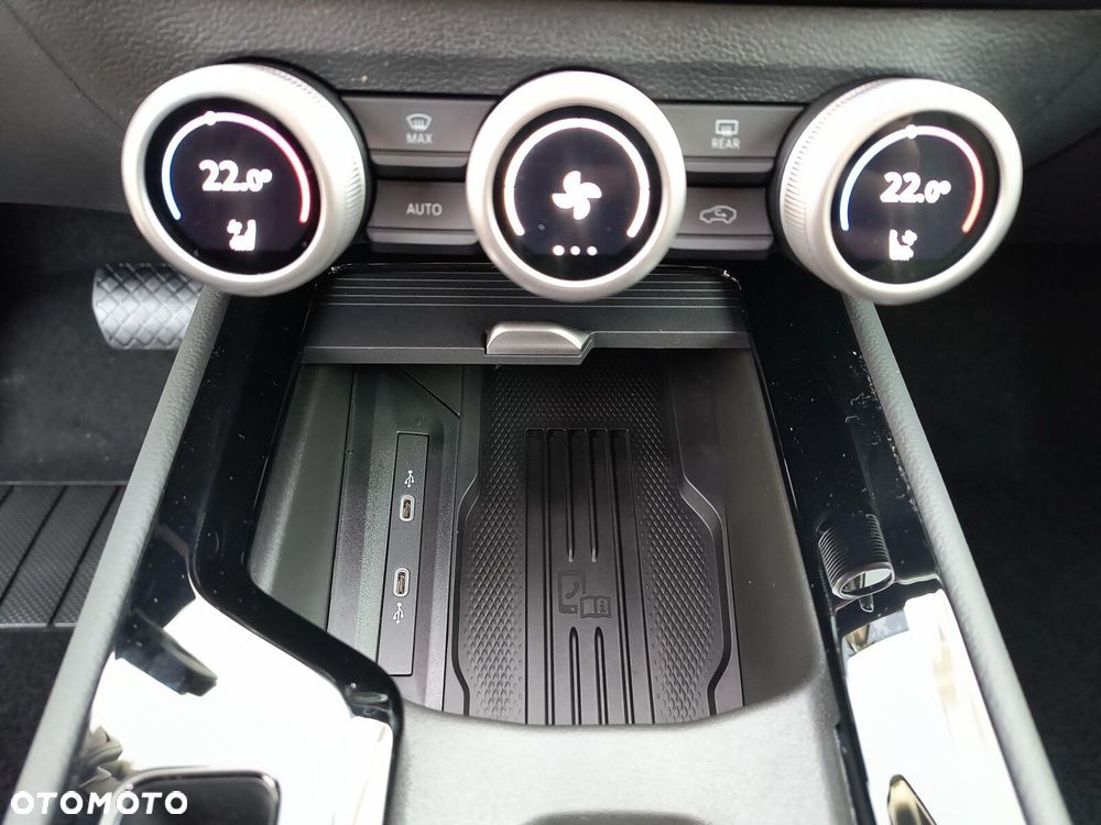 Skoda Superb 2.0 TSI L&K DSG - 30