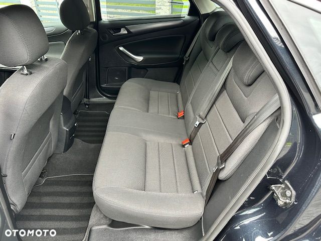 Ford Mondeo 1.6 T Titanium - 16