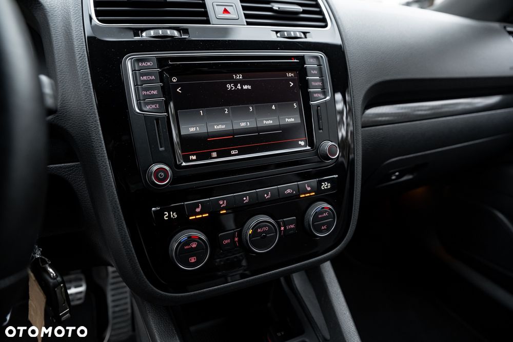 Volkswagen Scirocco R - 22