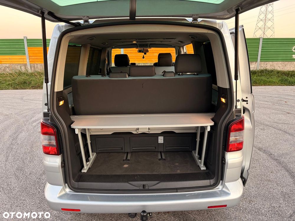Volkswagen Multivan - 7
