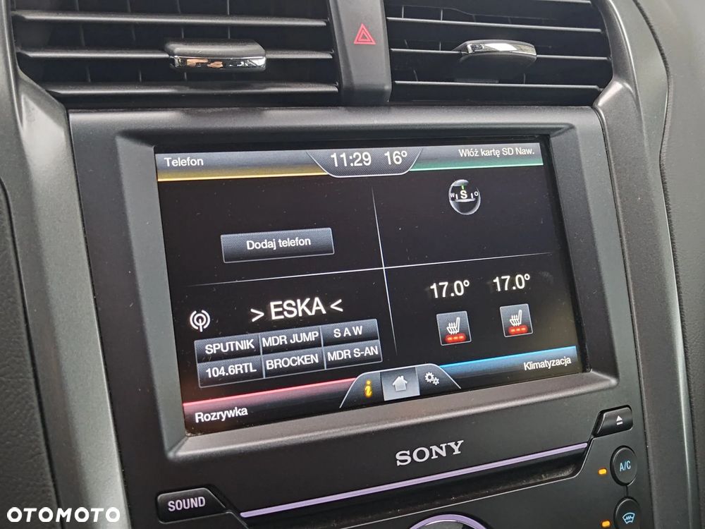 Ford Mondeo 2.0 EcoBoost Titanium - 21