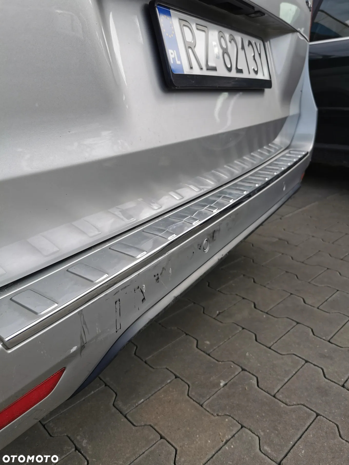 Mercedes-Benz Klasa V 220 d 4-Matic Avantgarde 7G-Tronic (d³ugi) - 29