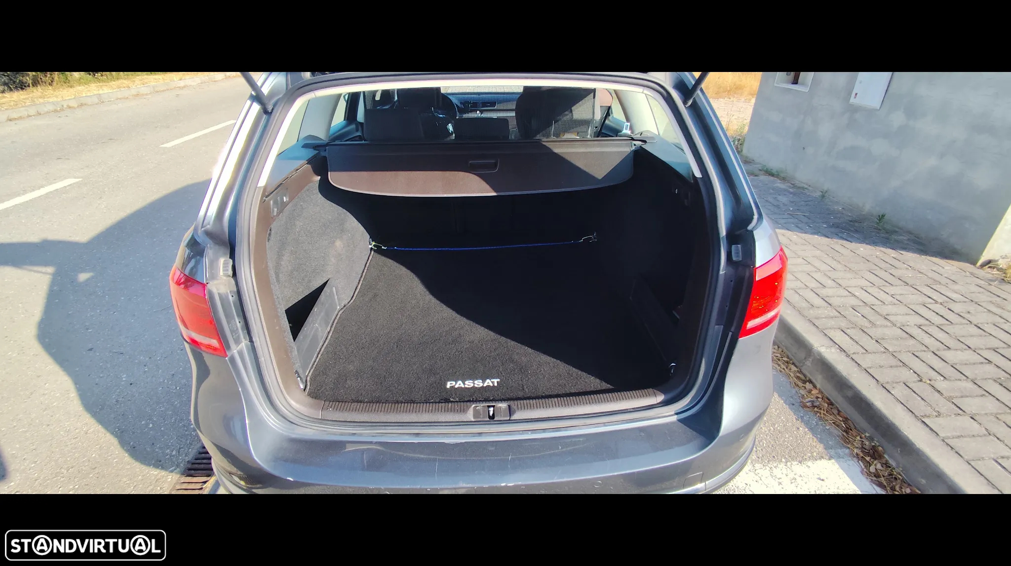 VW Passat 1.6 TDI BlueMotion - 8