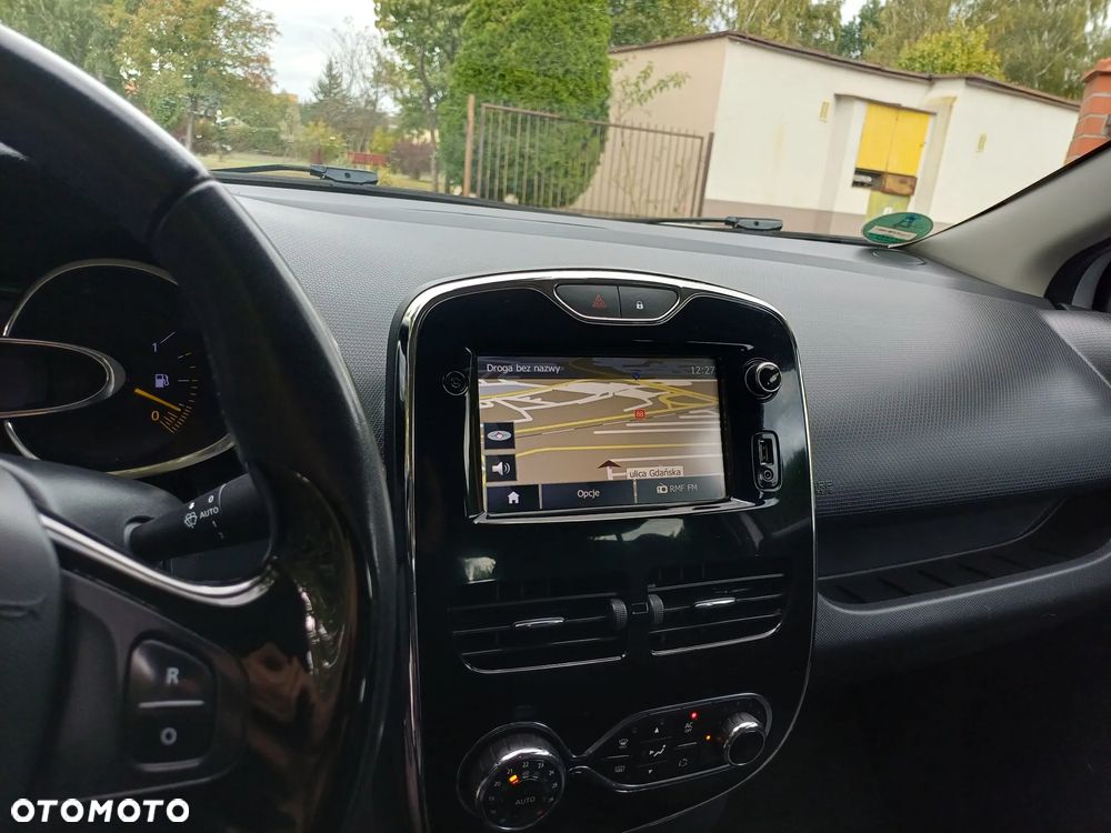 Renault Clio 1.2 16V 75 TomTom Edition - 22