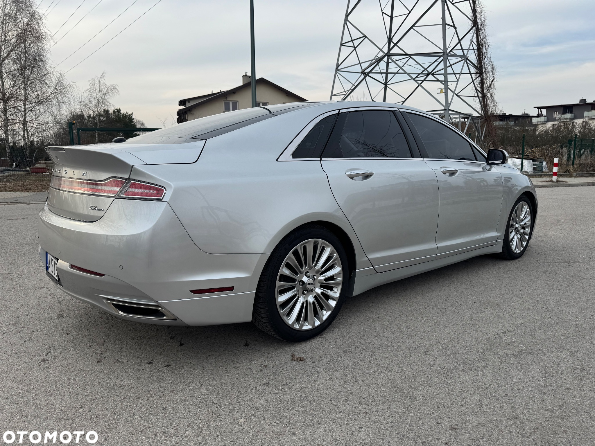 Lincoln MKZ - 30