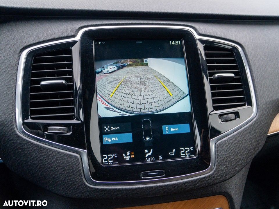 Volvo XC 90 - 20