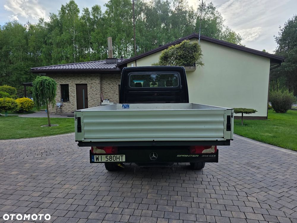 Mercedes-Benz Sprinter - 5