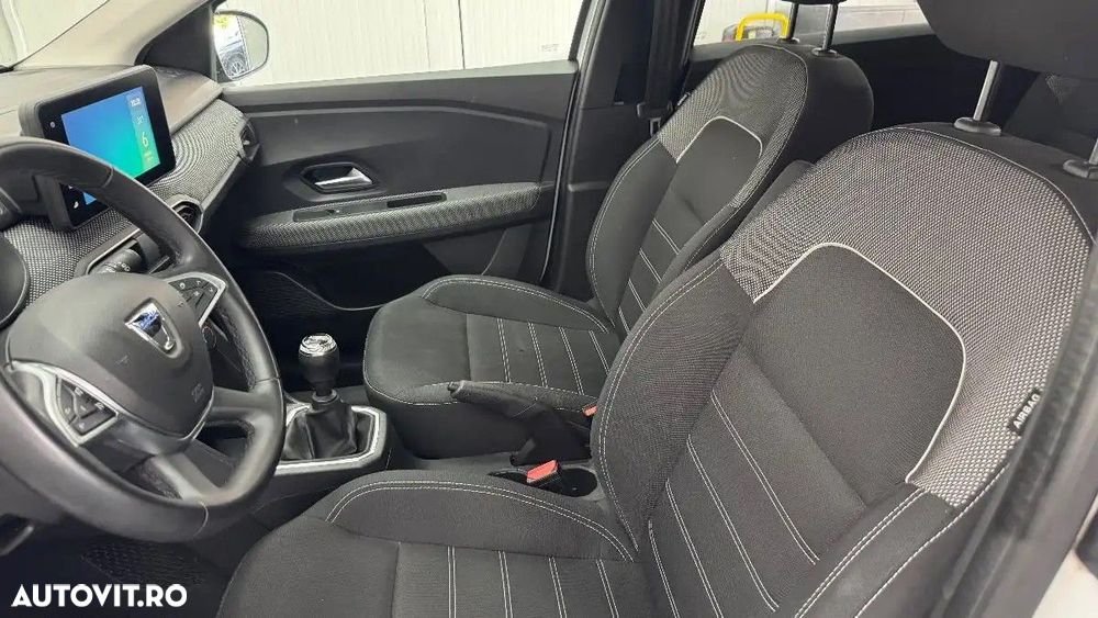Dacia Jogger 5 locuri TCe 110 Essential - 28