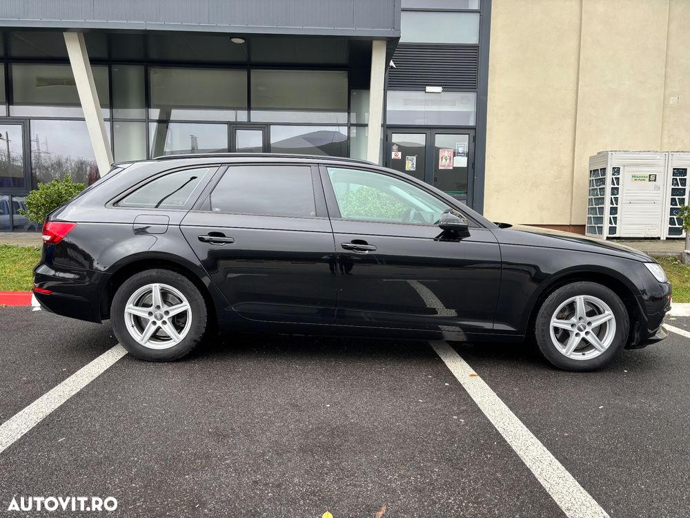 Audi A4 Avant 2.0 TDI Design - 6