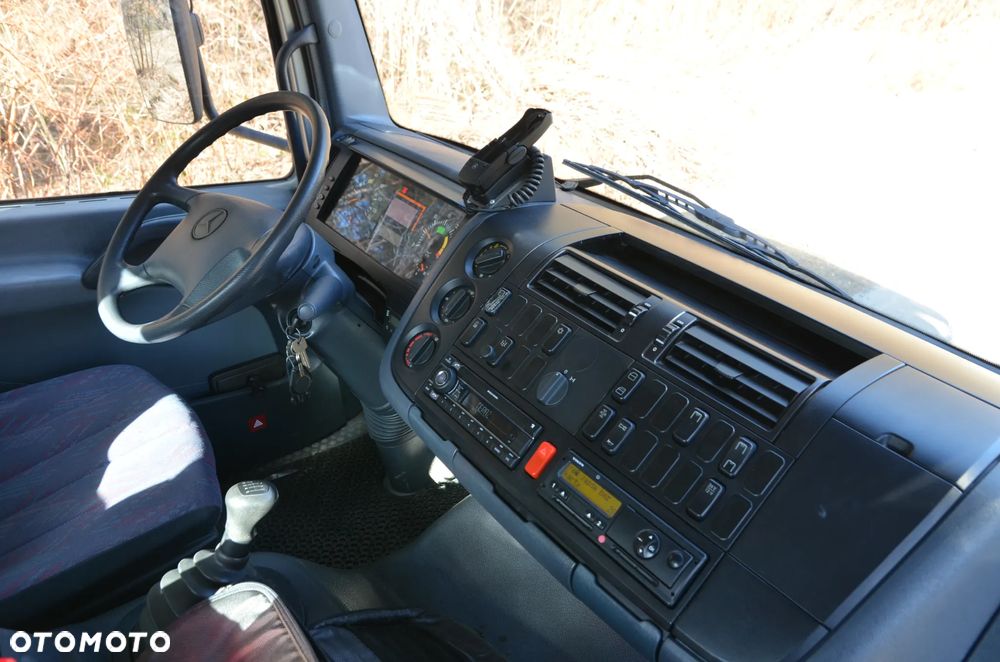 Mercedes-Benz ATEGO - 28