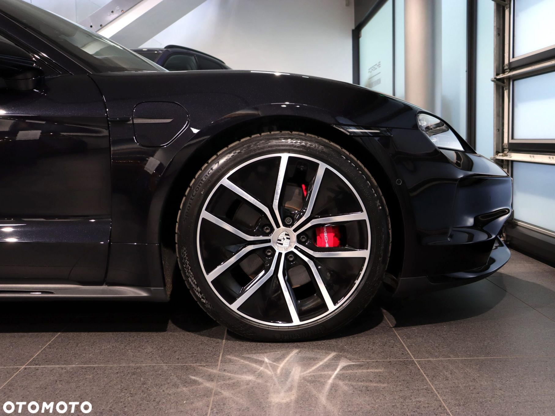 Porsche Taycan - 13