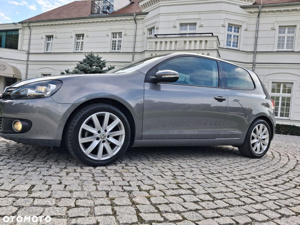 Volkswagen Golf 2.0 TDI DPF Highline - 20
