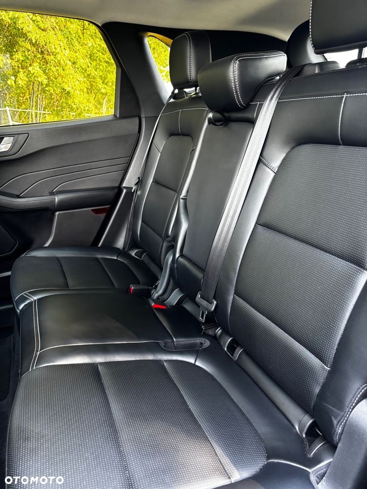Ford Escape 2.0 EcoBoost AWD Titanium - 18
