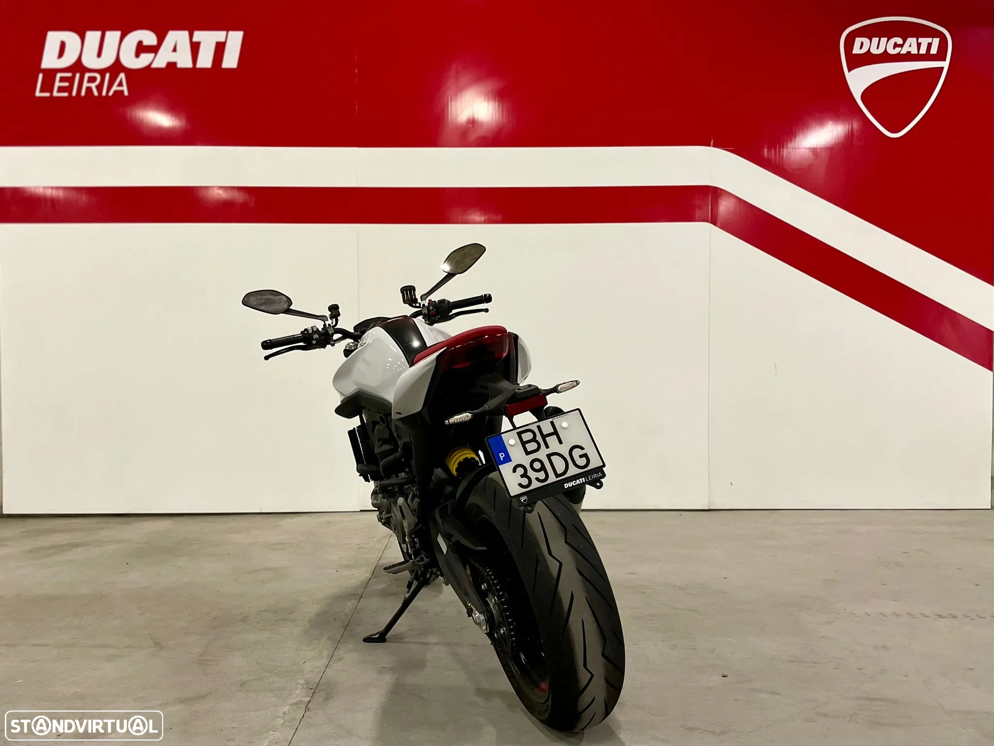 Ducati Monster - 9