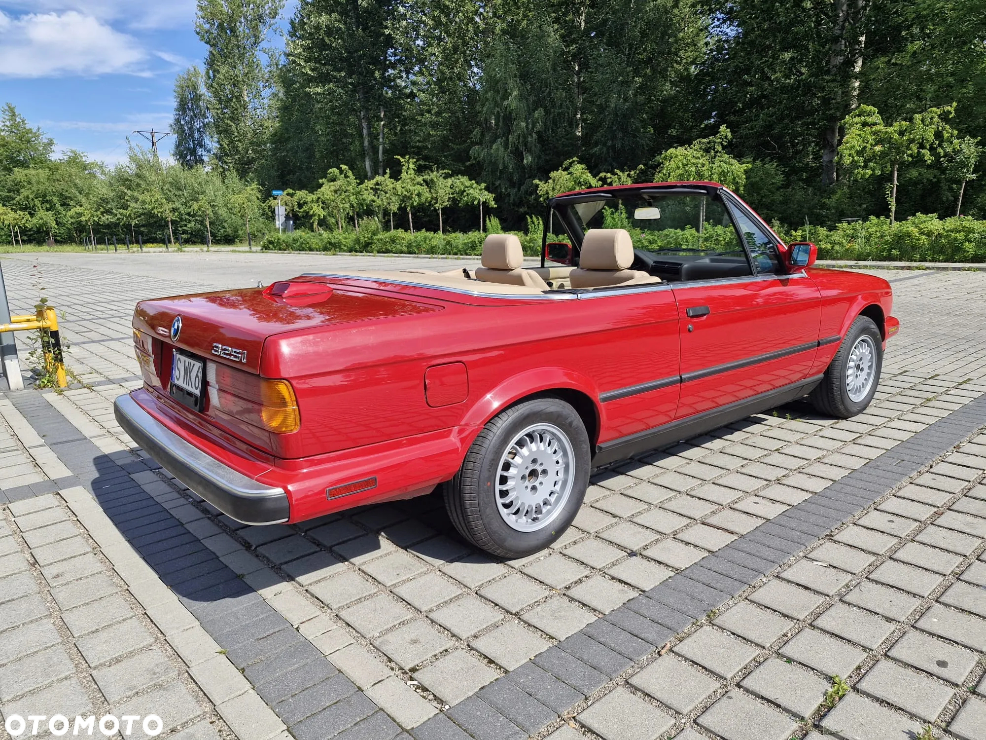 BMW Seria 3 323i - 4