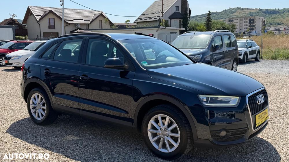 Audi Q3 1.4 TFSI Stronic Design - 10