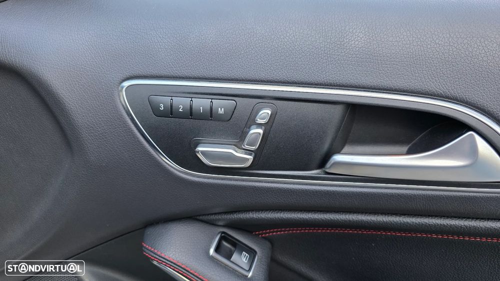 Mercedes-Benz A 220 d 7G-DCT AMG Line - 23