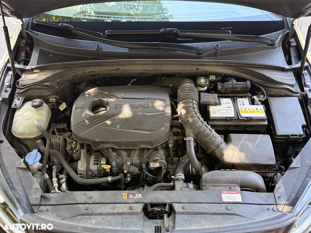 Kia Ceed 1.6 T-GDI 7DCT GT - 39
