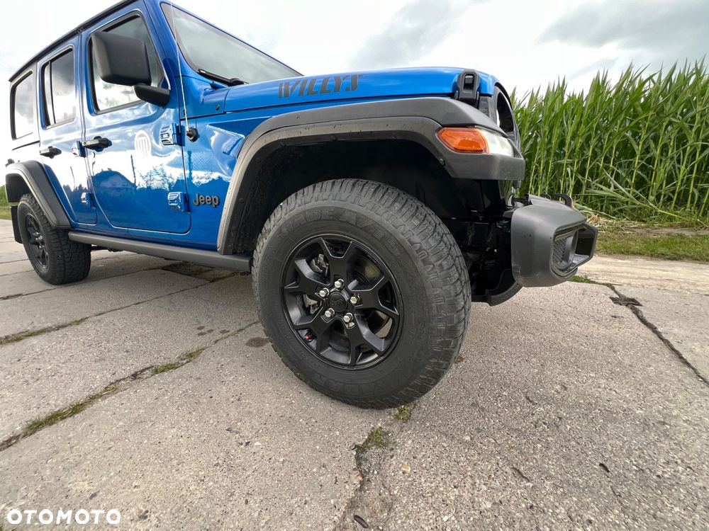 Jeep Wrangler - 16