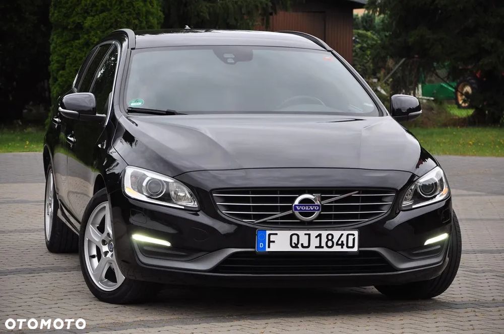 Volvo V60 D3 Geartronic Summum - 9