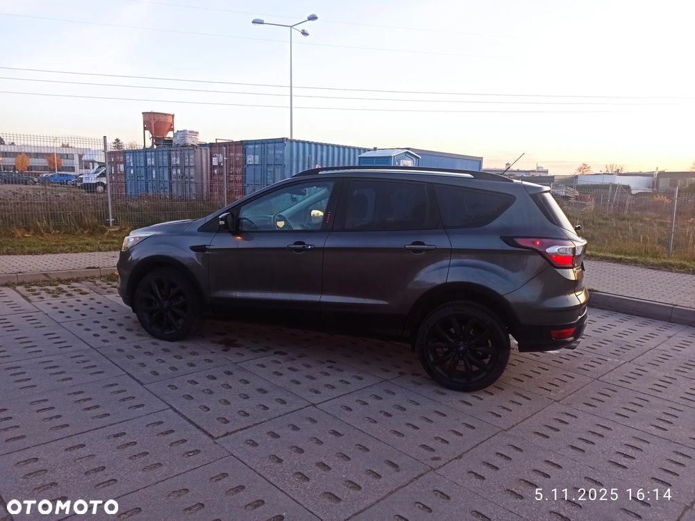 Ford Escape 2.0 EcoBoost AWD Titanium - 6