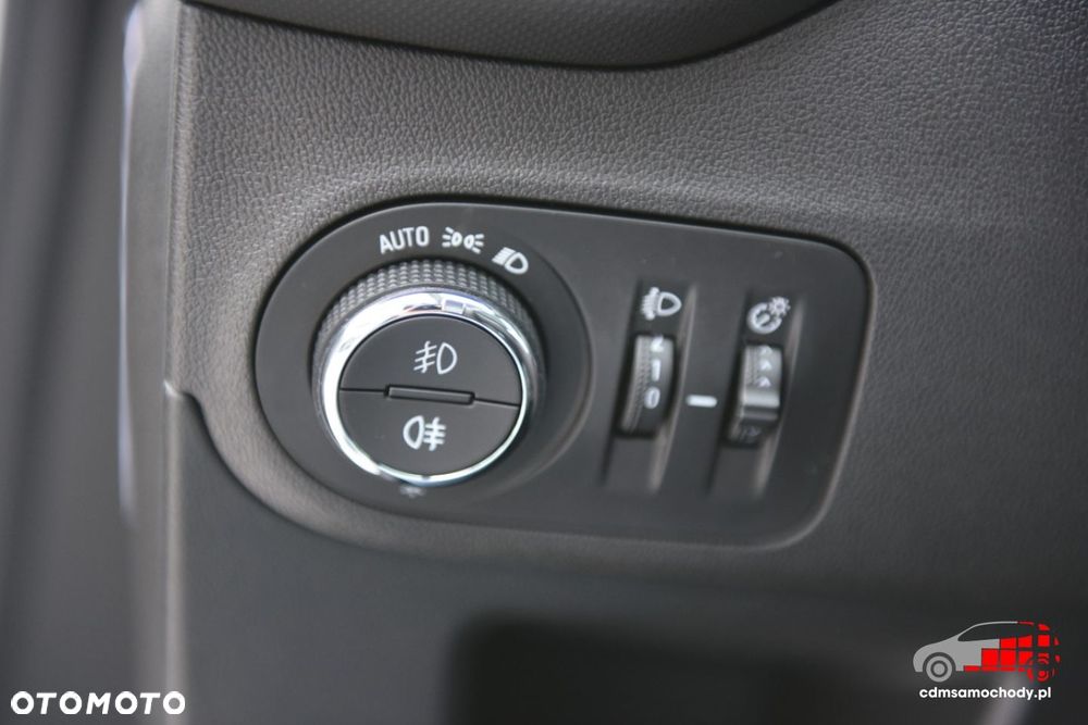 Opel Crossland X - 32