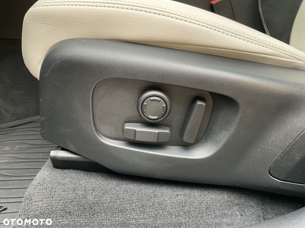 Land Rover Range Rover Velar 2.0 D200 mHEV Edition - 22