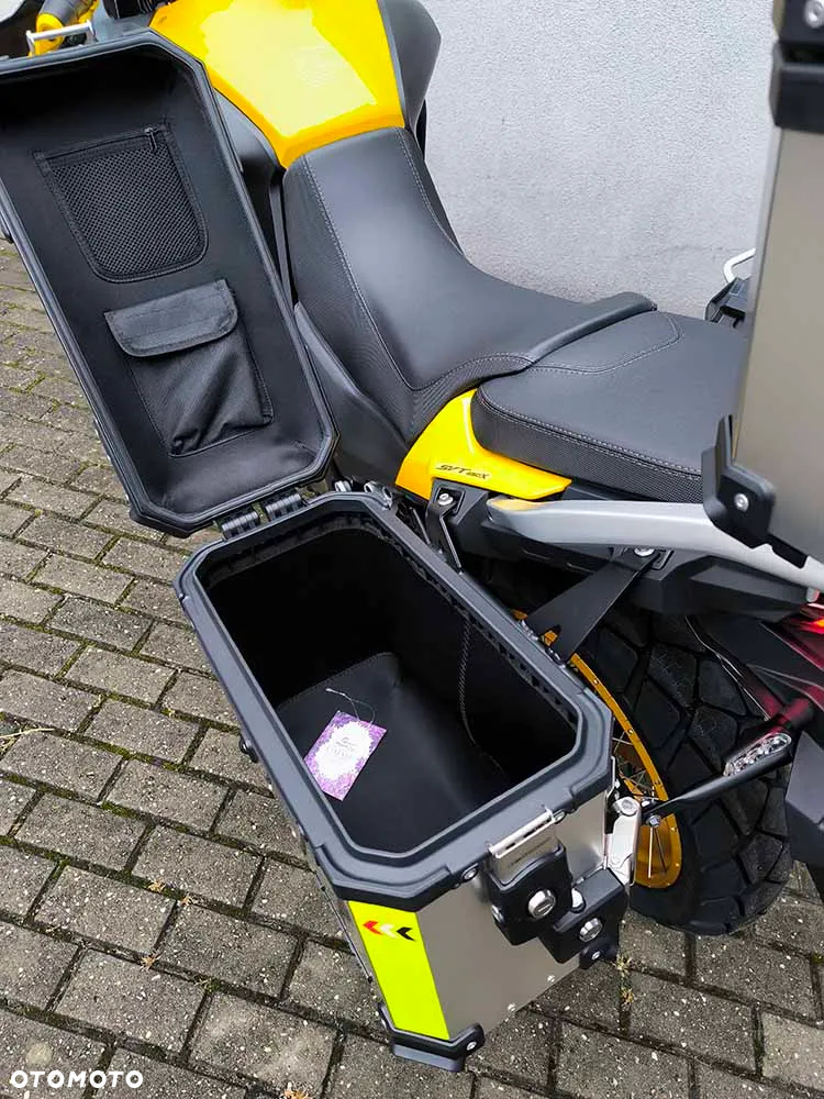QJMOTOR SVT 650X - 16