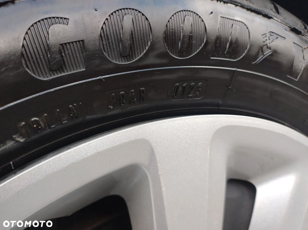 Opel Corsa 1.2 16V Cosmo - 19