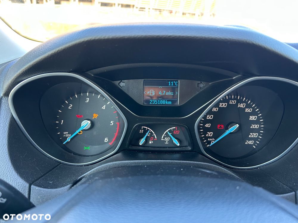 Ford Focus 1.6 TDCi Edition - 11