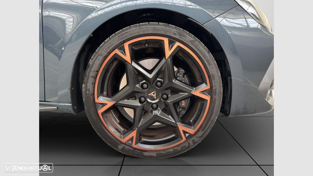 Cupra Leon 1.5 e-Hybrid VZ DSG - 7