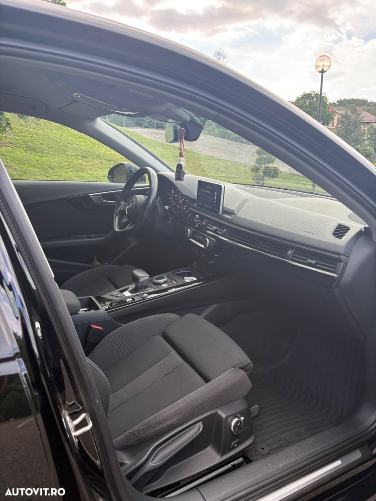 Audi A4 2.0 TDI S tronic - 10