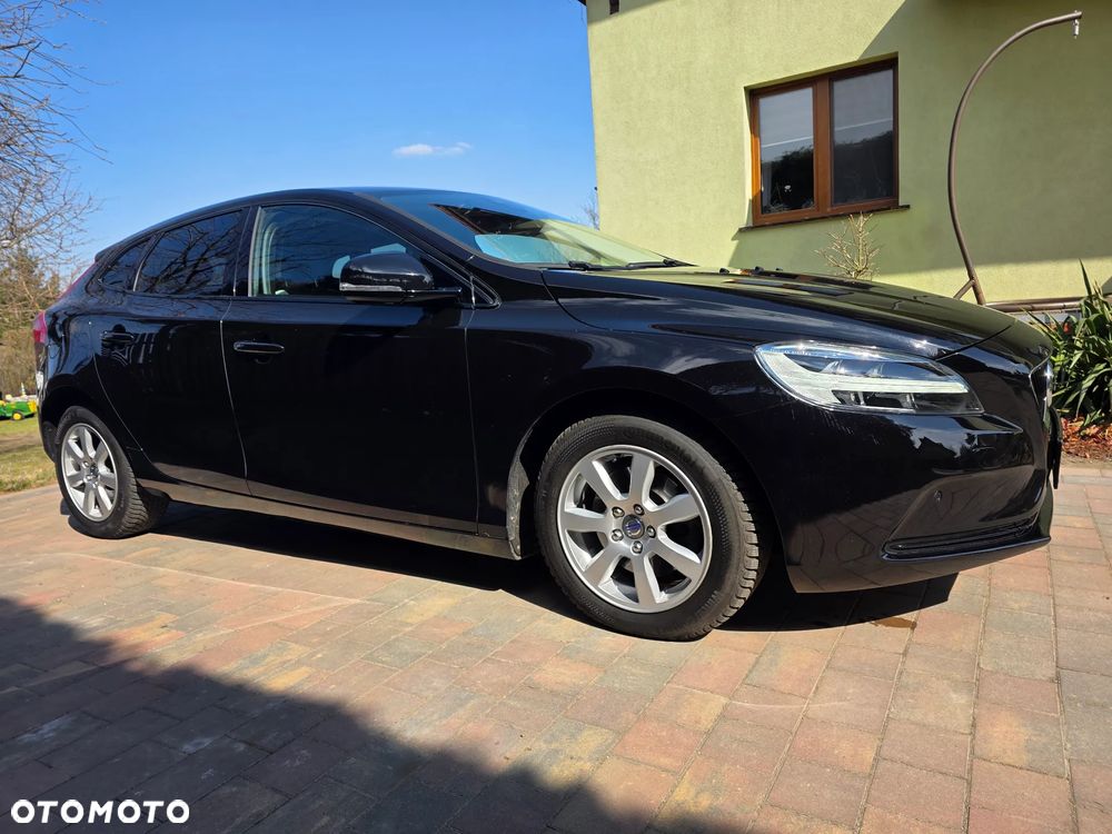 Volvo V40 T2 Inscription - 3