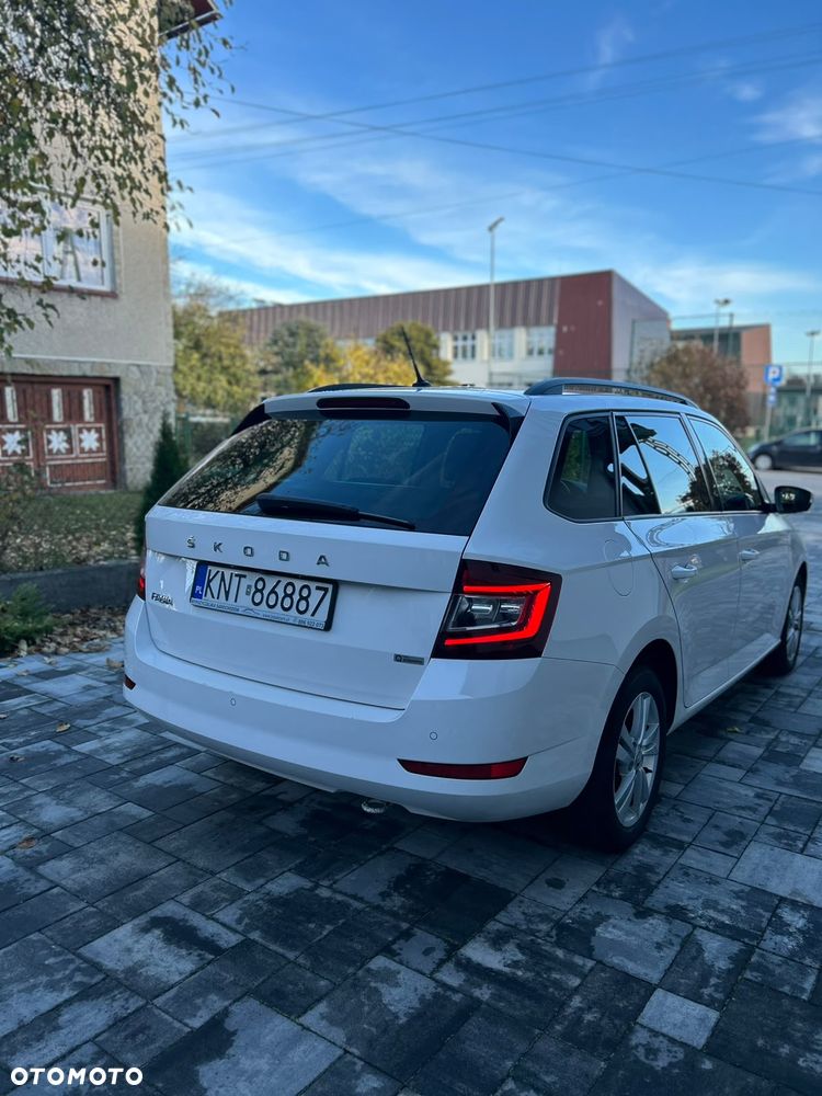 Skoda Fabia 2021 photo 5