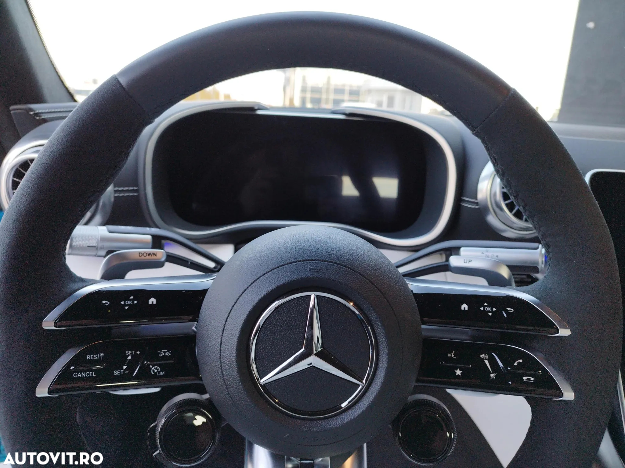Mercedes-Benz SL AMG 63 4MATIC+ - 9